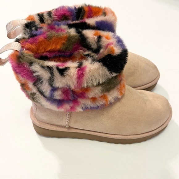UGG Shoes - Ugg fluff mini rainbow light pink size 5